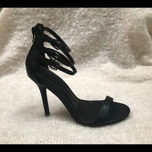 Black minimalist sandals vegan leather NWOT